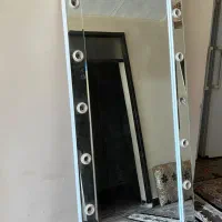 آیینه قدی مناسب آرایشگاه، مغازه
