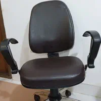 صندلی گردان و صندلی دانشجویی در حد نو و سالم