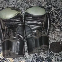 دستکش بوکس وکیک بوکس
