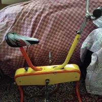 دوچرخه ثابت ورزشی