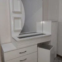 تخت ۱ نفره و میز آرایش