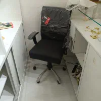 صندلی مدیریتی چرخدار گردان جک دار