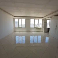آپارتمان ۱۰۰ متری غرق نور