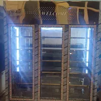 یک عددیخچال دومتری  مخصوص مرغ فروشی هستش