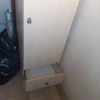 یک جفت کمد دیواری MDF سالم و نو