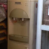 آبسردکن ایستکول