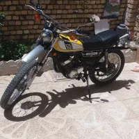 تریل 125