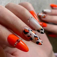 تخفیف ویژه کاشت ناخن
