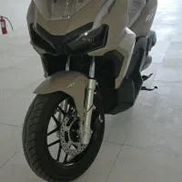 اسکوتر ADV 200 مدل ۴۰۴ صفر