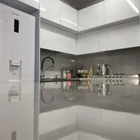 کابینت هایگلاس/(خانه سبز)