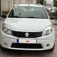 رنو ساندرو دنده‌ای ۱۳۹۵ سفید