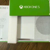 XBOX ONE S 1TB 2 Controller