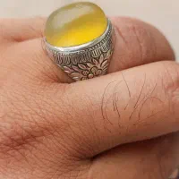 انگشتر عقیق یمن کهنه سمبه دار
