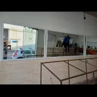 آینه دیواری