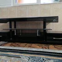 میز تلویزیون شیشه ای