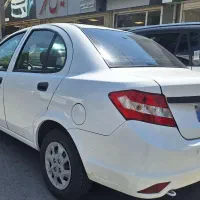 ساینا بی رنگ درحد