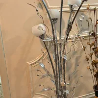 آباژور ایستاده