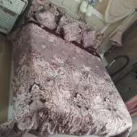تخت خواب ۲نفره بهمراه تشک