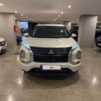 اوتلندر ۲۰۲۳ اچ لاین