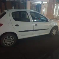 پژو 206