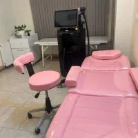 مرکز لیزر لاوین