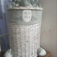 سبد حصیری رنگ سفید طوسی سالم