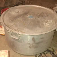 دیگ پرسی بزرگ