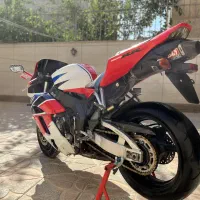 cbr1000|موتورسیکلت|تهران, مختاری|دیوار
