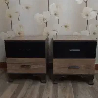 تخت دو نفره به همراه دو عدد پا تختی و تشک