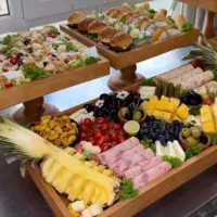پخت سفارشی انواع شیرینی و دسر و فینگر