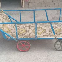 گاری چهار چرخ