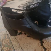 کفش پاشنه دار فقط۸۰۰