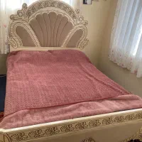 تخت دو نفره