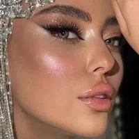 میکاپ تخصصی با آنالیز چهره در گرمدره