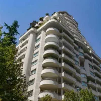 یک نفر نگهبان بازنشسته آقا