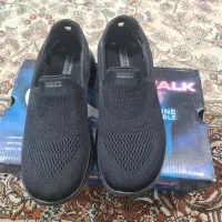 کفش اسکیچرز