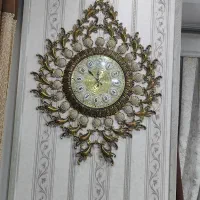 ساعت دیواری