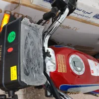 موتورسیکلت پیشرو 200