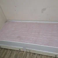 تخت تک نفره با تشک