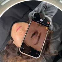 لیفت ابرو وکس فیبروز کوتاهی