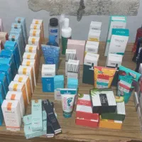 انواع لوازم ارایشی بهداشتی بفروش میرسد