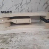 فروش یک عدد زیر تلویزیون