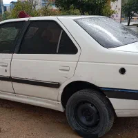 پژو 2000