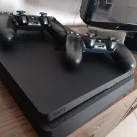 فروش ps4 اسلیم ۵۰۰ گیگ دو دسته کپی خور سالم