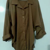 ۳عدد بلوز زنانه کاملا سالم و بدون ایراد و ۱عدد شال