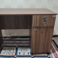 میز تحریر به همراه صندلی