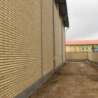 اجر نما سوله ودیوار حیاط