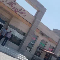 استخدام نگهبان و نیروی کار در آشپزخانه