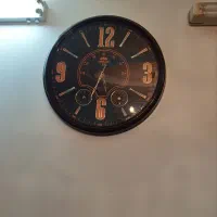 ساعت دیواری