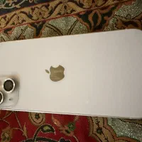 آیفون۱۳سفید